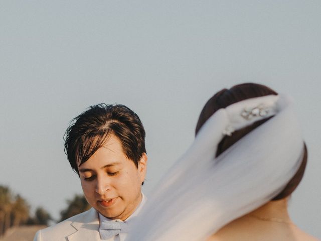 La boda de Miguel y Karina en Acapulco, Guerrero 43