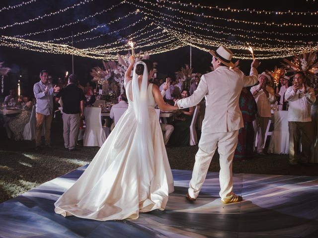La boda de Miguel y Karina en Acapulco, Guerrero 89