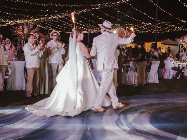 La boda de Miguel y Karina en Acapulco, Guerrero 90