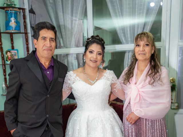 La boda de Raúl y Edith en Tangamandapio, Michoacán 10