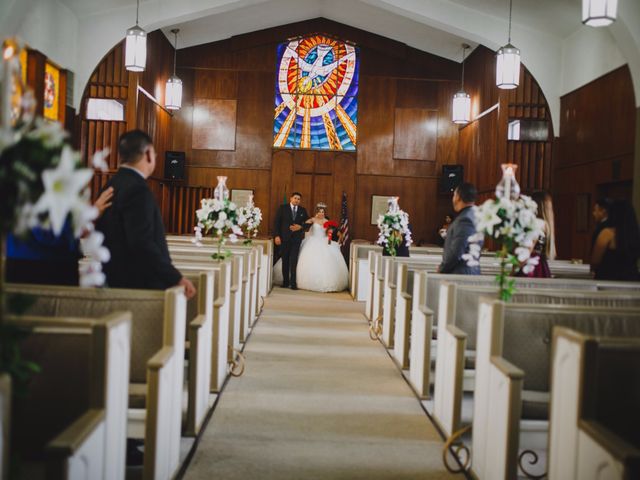 La boda de Luis y Rebeca  en Monterrey, Nuevo León 22