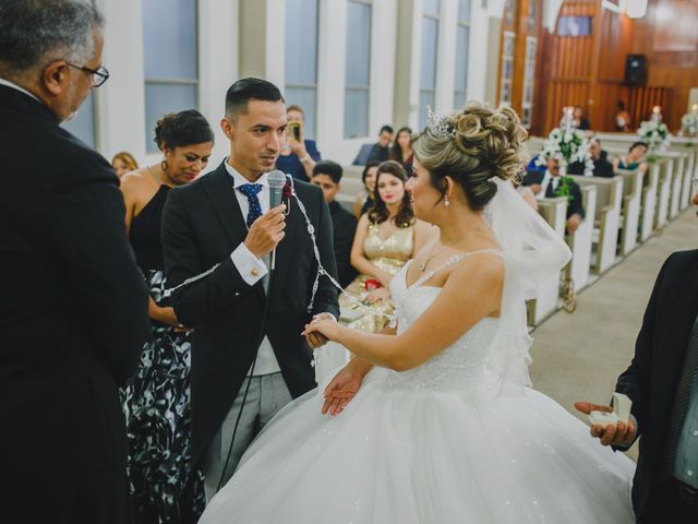La boda de Luis y Rebeca  en Monterrey, Nuevo León 33