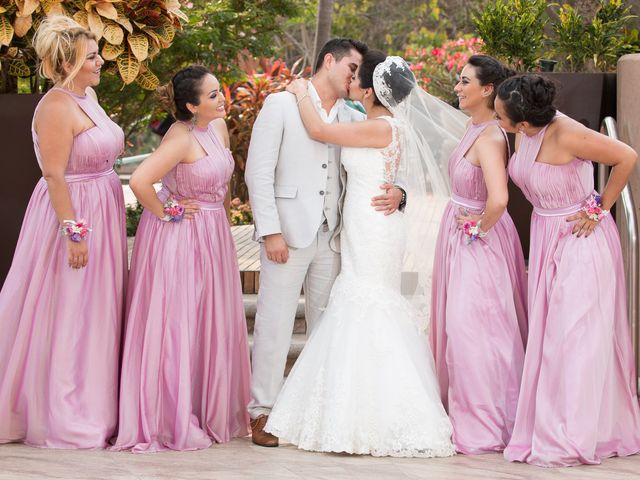La boda de Ernesto y Alejandra en Ixtapa Zihuatanejo, Guerrero 16