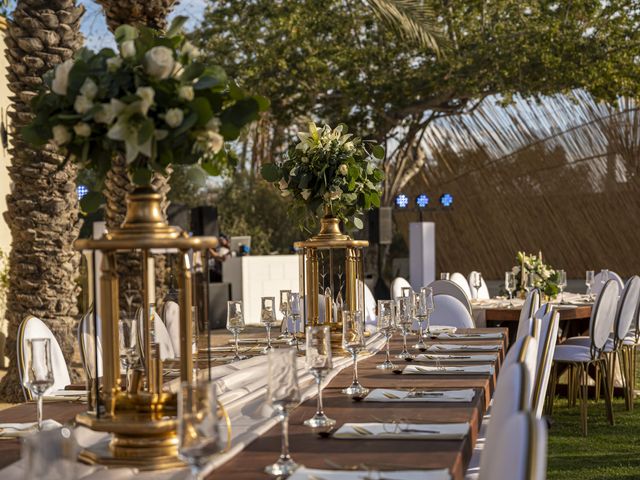 La boda de Alejandro y Dulce en San José del Cabo, Baja California Sur 31