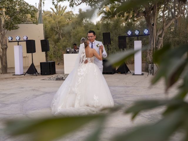 La boda de Alejandro y Dulce en San José del Cabo, Baja California Sur 35