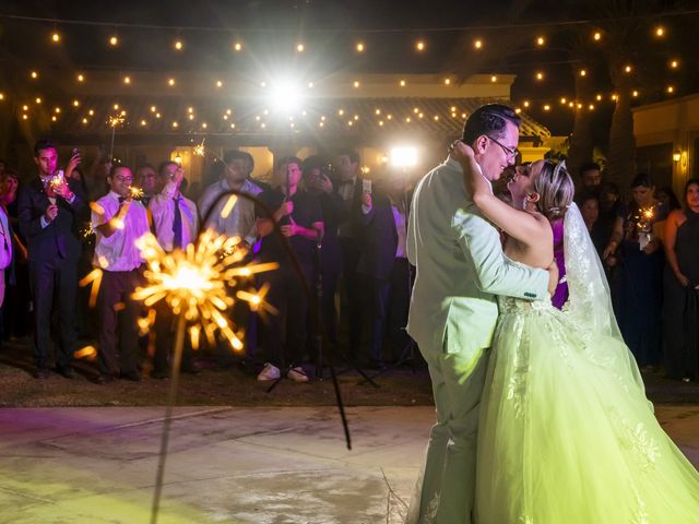 La boda de Alejandro y Dulce en San José del Cabo, Baja California Sur 51