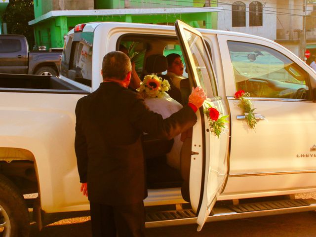 La boda de Carlos y Marissa en Altamira, Tamaulipas 3