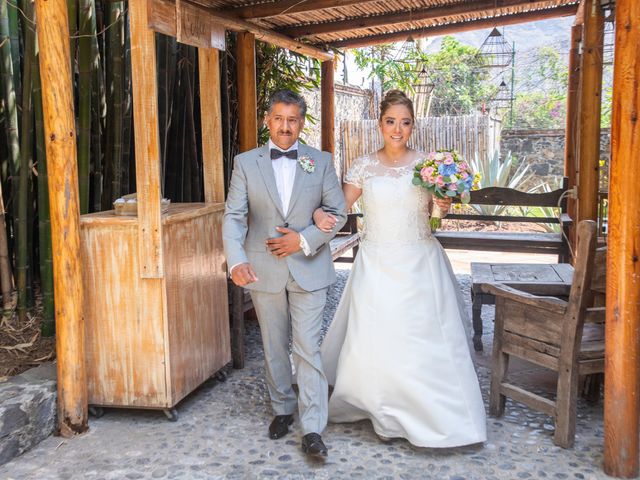 La boda de Adrián y Leslie en Tlayacapan, Morelos 22