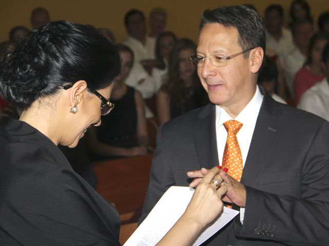 La boda de Carlos y Maru en Miguel Hidalgo, Ciudad de México 2