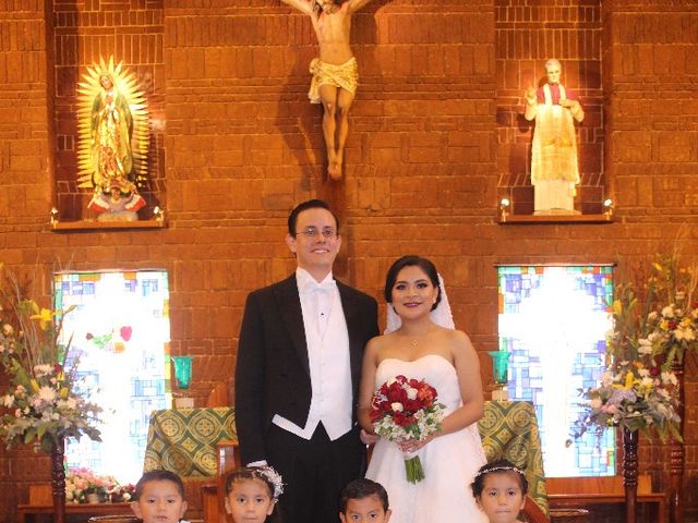 La boda de Mauricio Eugenio y Isenia Jaquelina en Xalapa, Veracruz 14