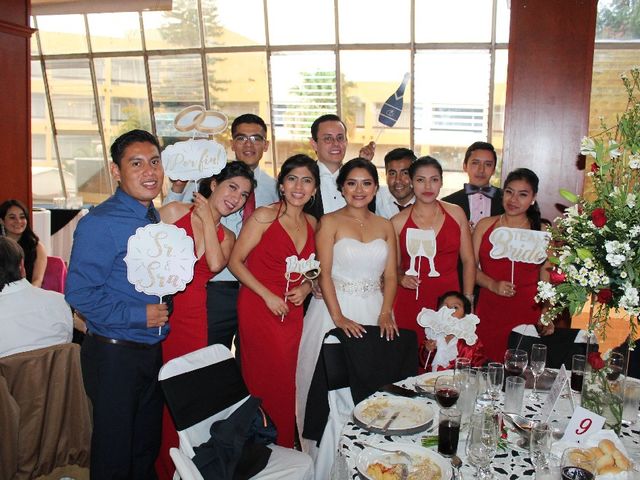 La boda de Mauricio Eugenio y Isenia Jaquelina en Xalapa, Veracruz 28