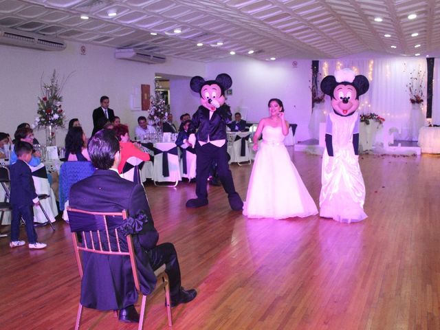 La boda de Mauricio Eugenio y Isenia Jaquelina en Xalapa, Veracruz 44