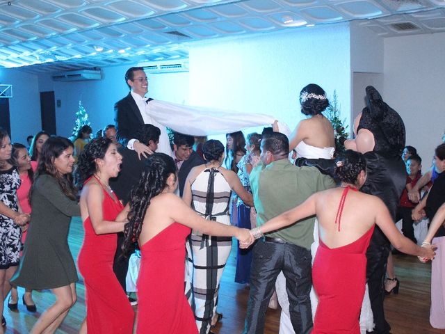 La boda de Mauricio Eugenio y Isenia Jaquelina en Xalapa, Veracruz 49