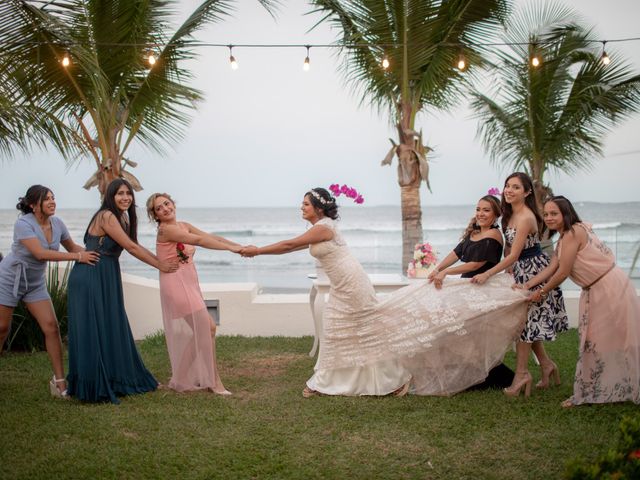 La boda de Alonso y Rubí en Boca del Río, Veracruz 62