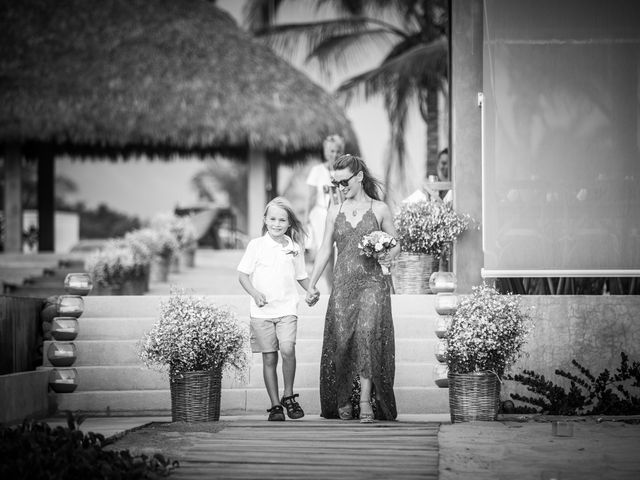 La boda de Brad y Alicia en Ixtapa Zihuatanejo, Guerrero 3