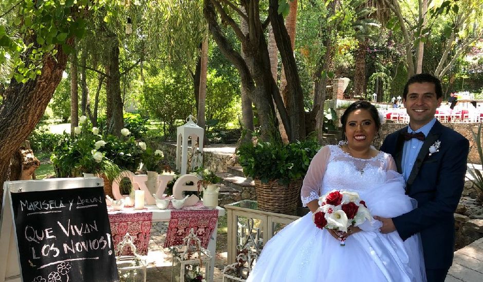 La boda de Carlos y Marisela en Pénjamo, Guanajuato