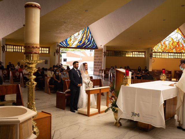 La boda de Christian y Mariana en Chimalhuacán, Estado México 5