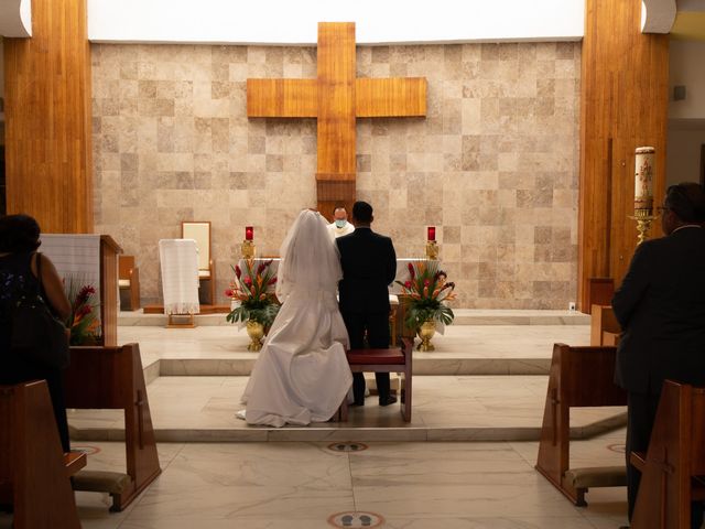 La boda de Christian y Mariana en Chimalhuacán, Estado México 28