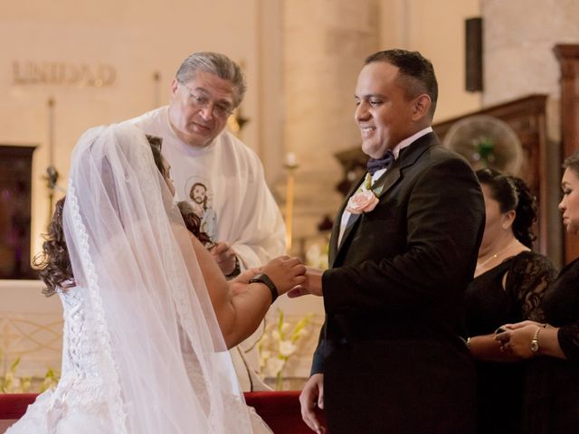 La boda de Marcelo y Claudia en Mérida, Yucatán 28