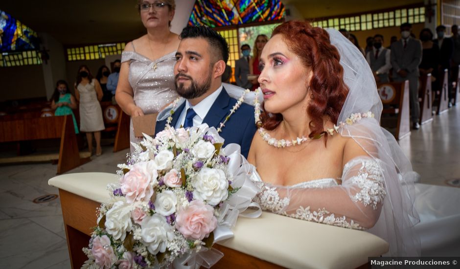 La boda de Christian y Mariana en Chimalhuacán, Estado México