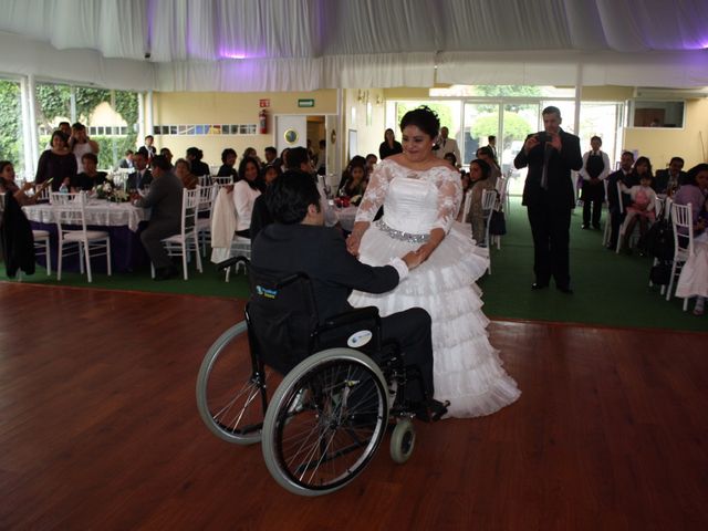 La boda de Carlos y Aurora en Texcoco, Estado México 18