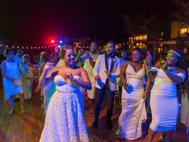 La boda de Marlon y Natacha en Cancún, Quintana Roo 18