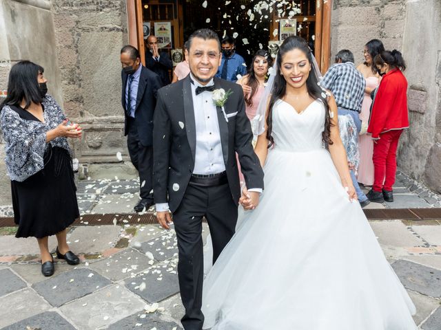 La boda de Damián y Cyntia en Álvaro Obregón, Ciudad de México 11