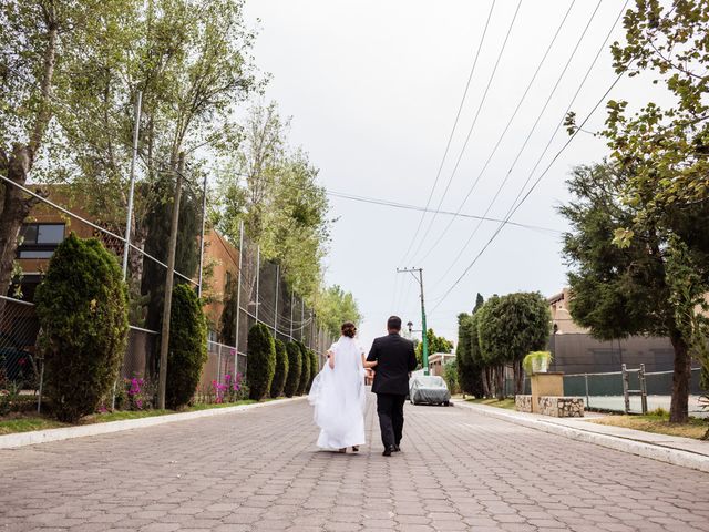 La boda de Osvaldo y Chantal en San Andrés Cholula, Puebla 11