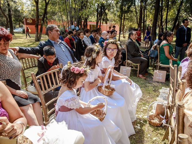 La boda de Isaac y Maleni en Salamanca, Guanajuato 19