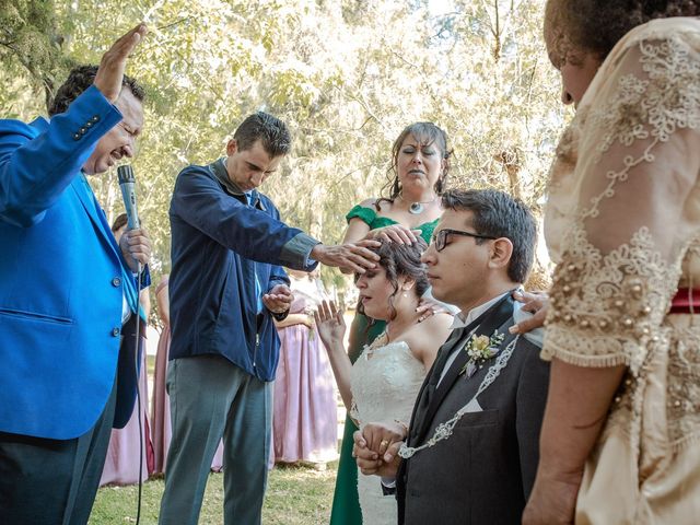 La boda de Isaac y Maleni en Salamanca, Guanajuato 23