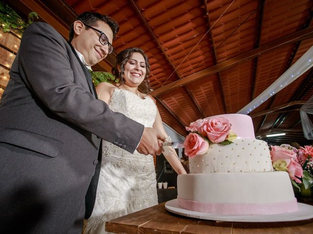 La boda de Isaac y Maleni en Salamanca, Guanajuato 51