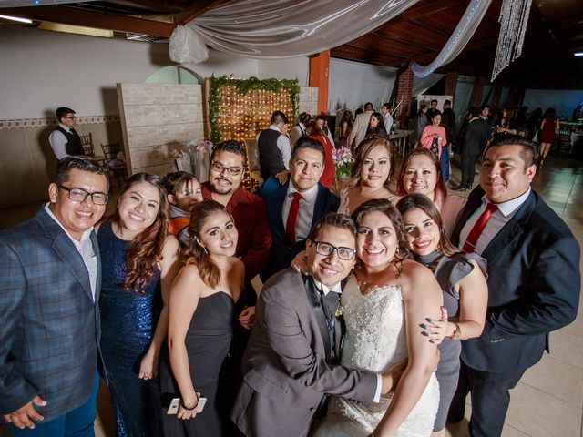 La boda de Isaac y Maleni en Salamanca, Guanajuato 53