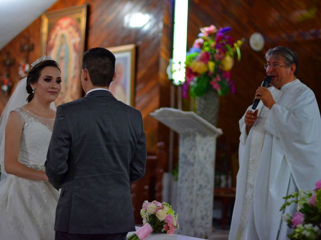 La boda de Edgar y Carolina en Mazatlán, Sinaloa 17