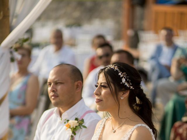 La boda de Carlos y Estefania en Ixtapa Zihuatanejo, Guerrero 12