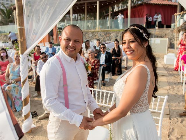 La boda de Carlos y Estefania en Ixtapa Zihuatanejo, Guerrero 15