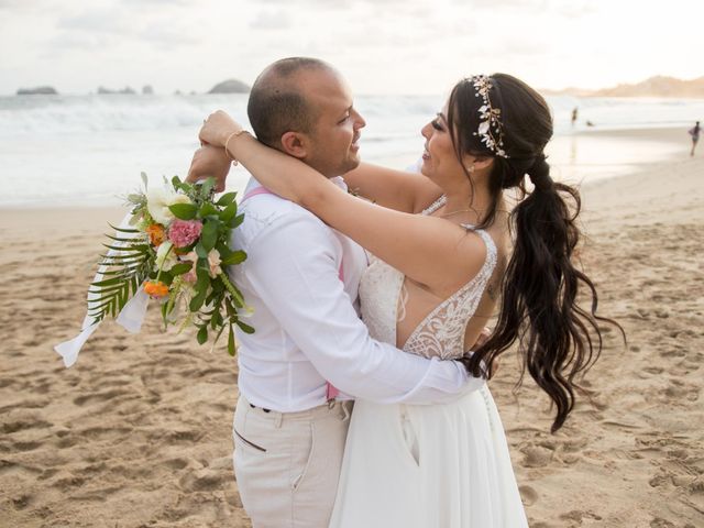 La boda de Carlos y Estefania en Ixtapa Zihuatanejo, Guerrero 22