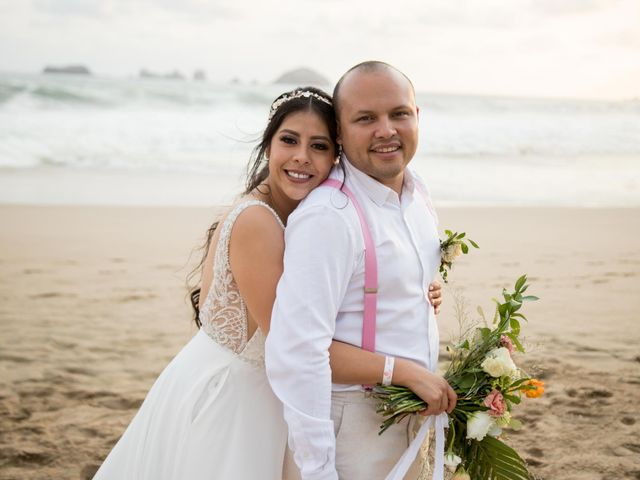 La boda de Carlos y Estefania en Ixtapa Zihuatanejo, Guerrero 25