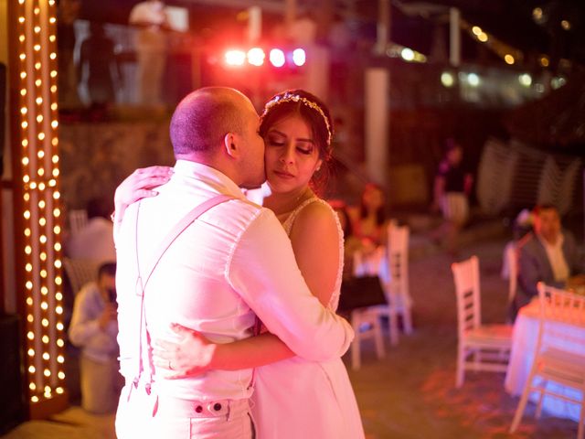 La boda de Carlos y Estefania en Ixtapa Zihuatanejo, Guerrero 61