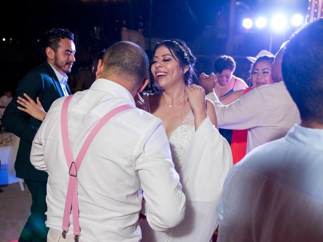 La boda de Carlos y Estefania en Ixtapa Zihuatanejo, Guerrero 66