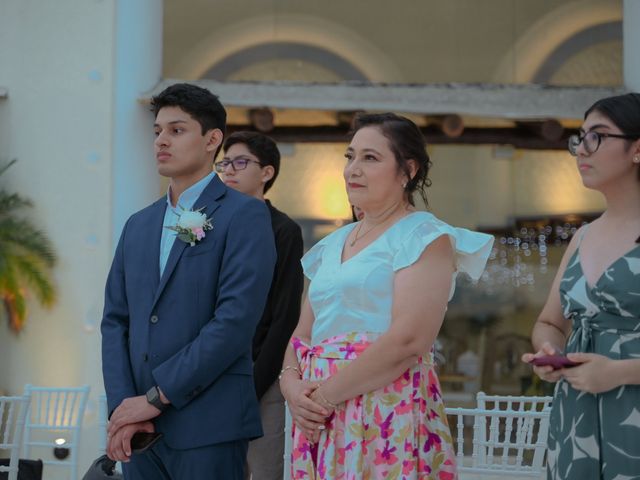 La boda de Isaac y Patricia en Huatulco, Oaxaca 42