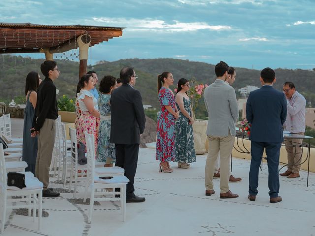 La boda de Isaac y Patricia en Huatulco, Oaxaca 86