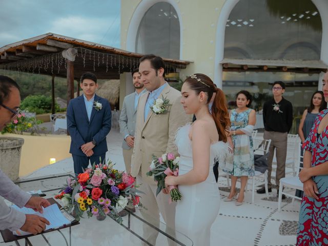 La boda de Isaac y Patricia en Huatulco, Oaxaca 105