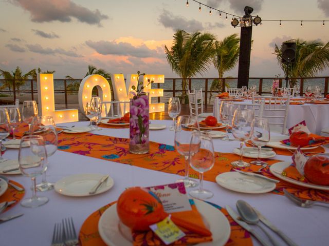 La boda de Ife y Michelle en Cancún, Quintana Roo 41
