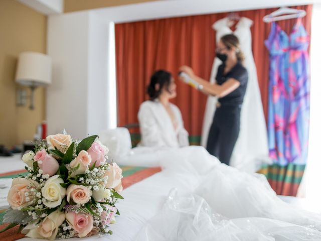 La boda de Luisa y Rigoberto en Ixtapa Zihuatanejo, Guerrero 31