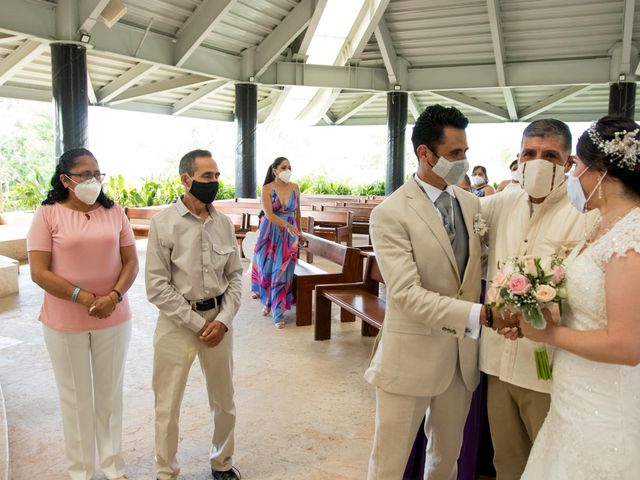 La boda de Luisa y Rigoberto en Ixtapa Zihuatanejo, Guerrero 70