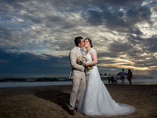 La boda de Luisa y Rigoberto en Ixtapa Zihuatanejo, Guerrero 124