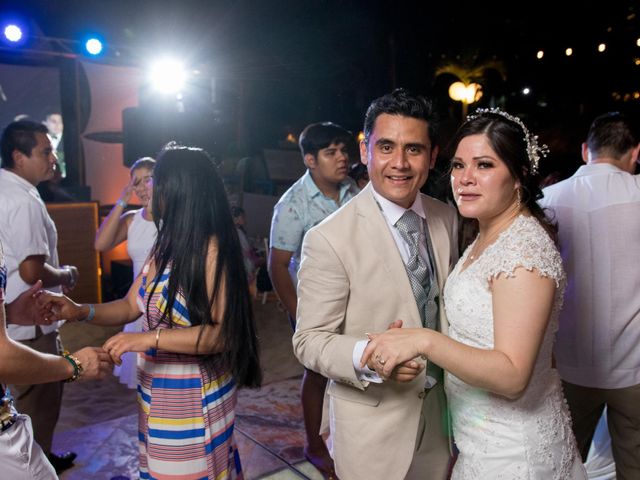 La boda de Luisa y Rigoberto en Ixtapa Zihuatanejo, Guerrero 177