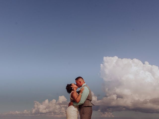 La boda de Abel y Cinthia en Playa del Carmen, Quintana Roo 1