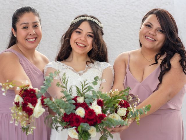 La boda de Carlos y Camila en Cuautitlán, Estado México 12