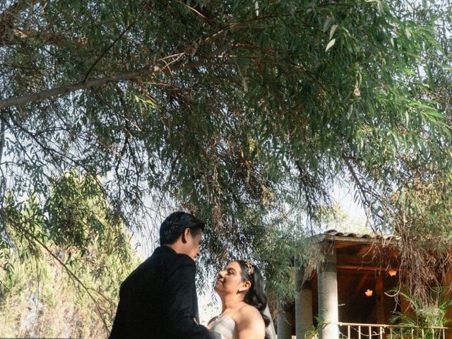 La boda de Josué Quintana  y Adi Ortiz  en Morelia, Michoacán 17